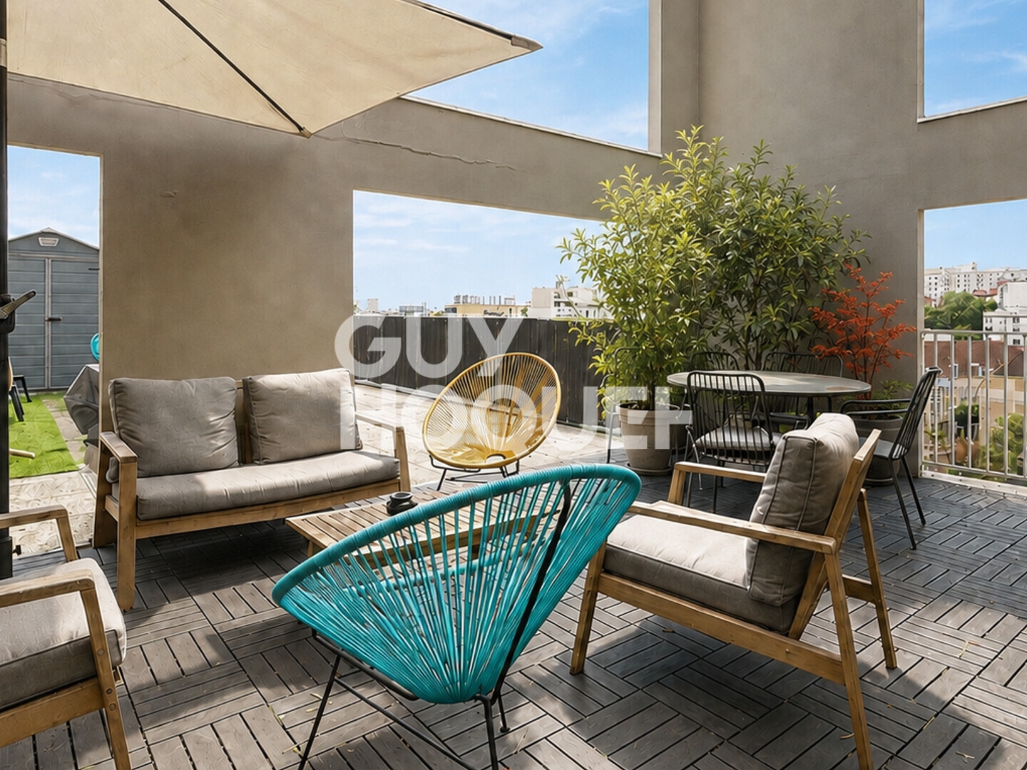 Sublime Duplex Familial de 102 m²- Avec Terrasse d'exception, 5 Chambres