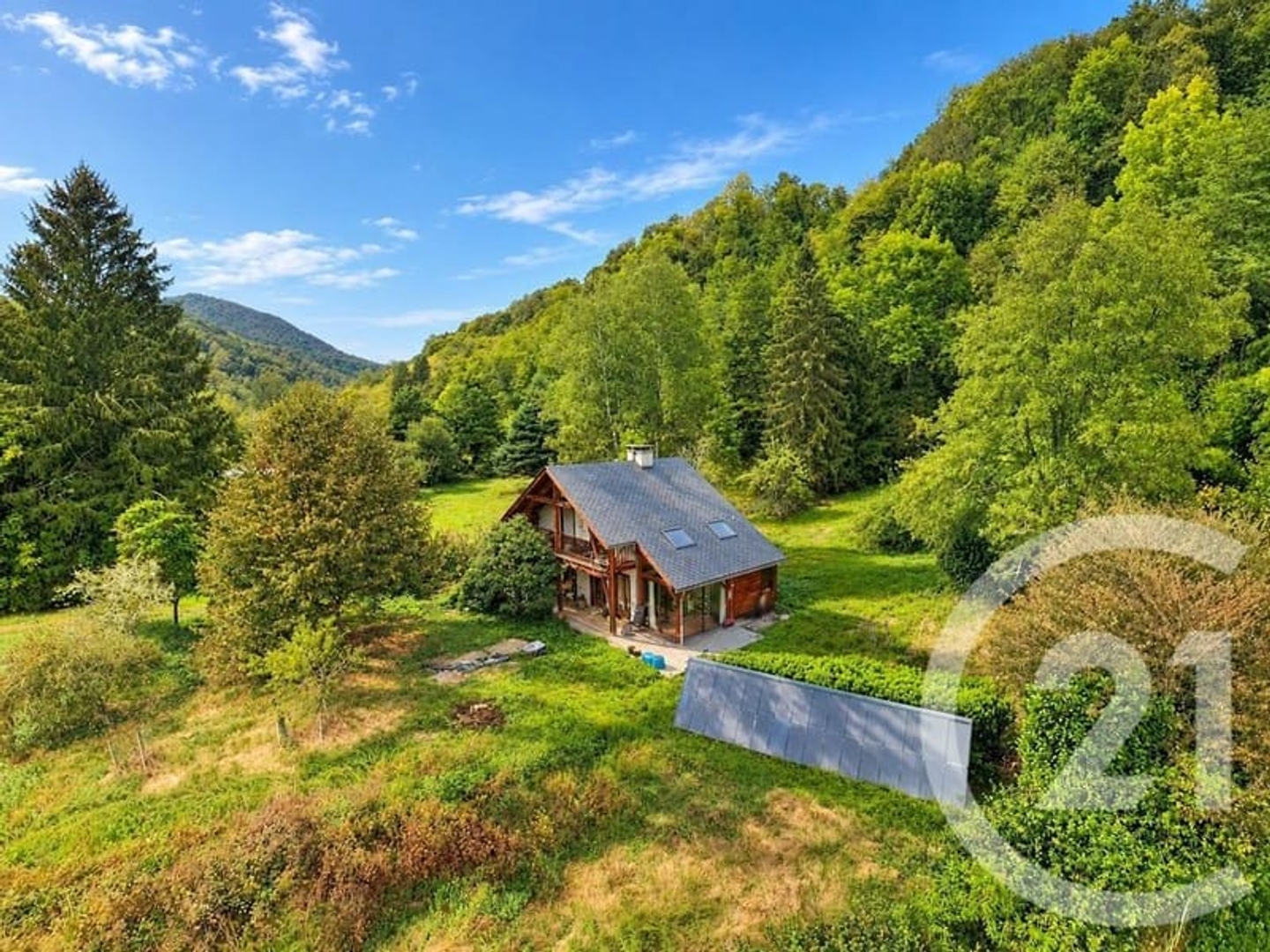 Maison 2 pièces 113 m²