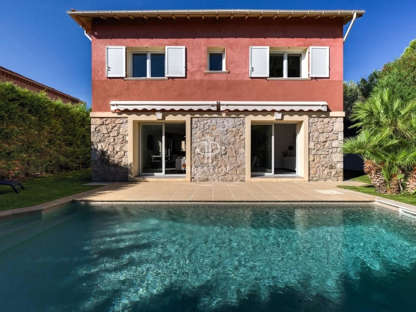 Maison à vendre - 160m2 - Antibes (06600)