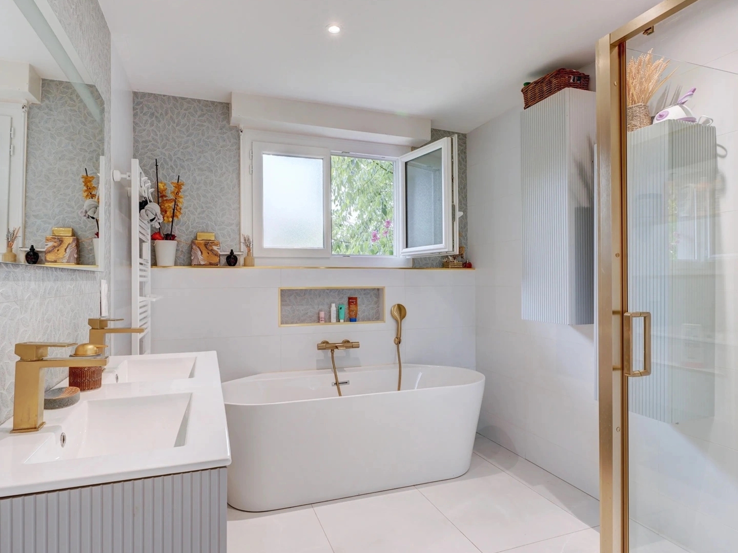 Maison à vendre - 9 pièces - 128m2 - Feyzin (69320)
