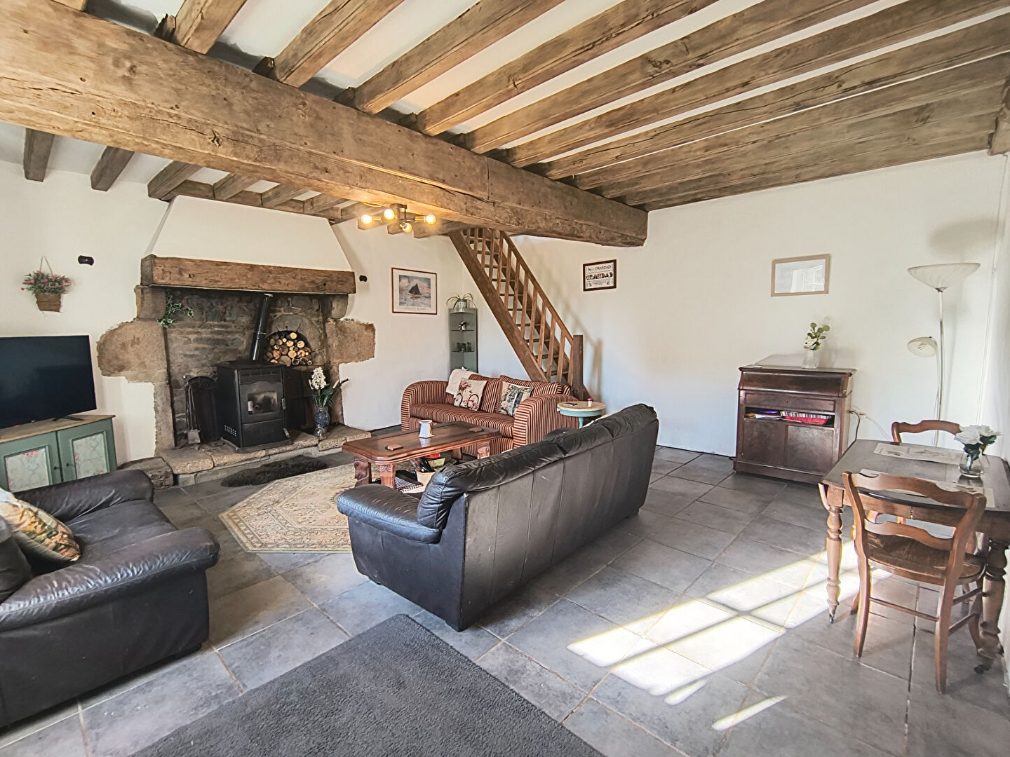 Maison à vendre - 8 pièces - 203m2 - Boussac (23600)