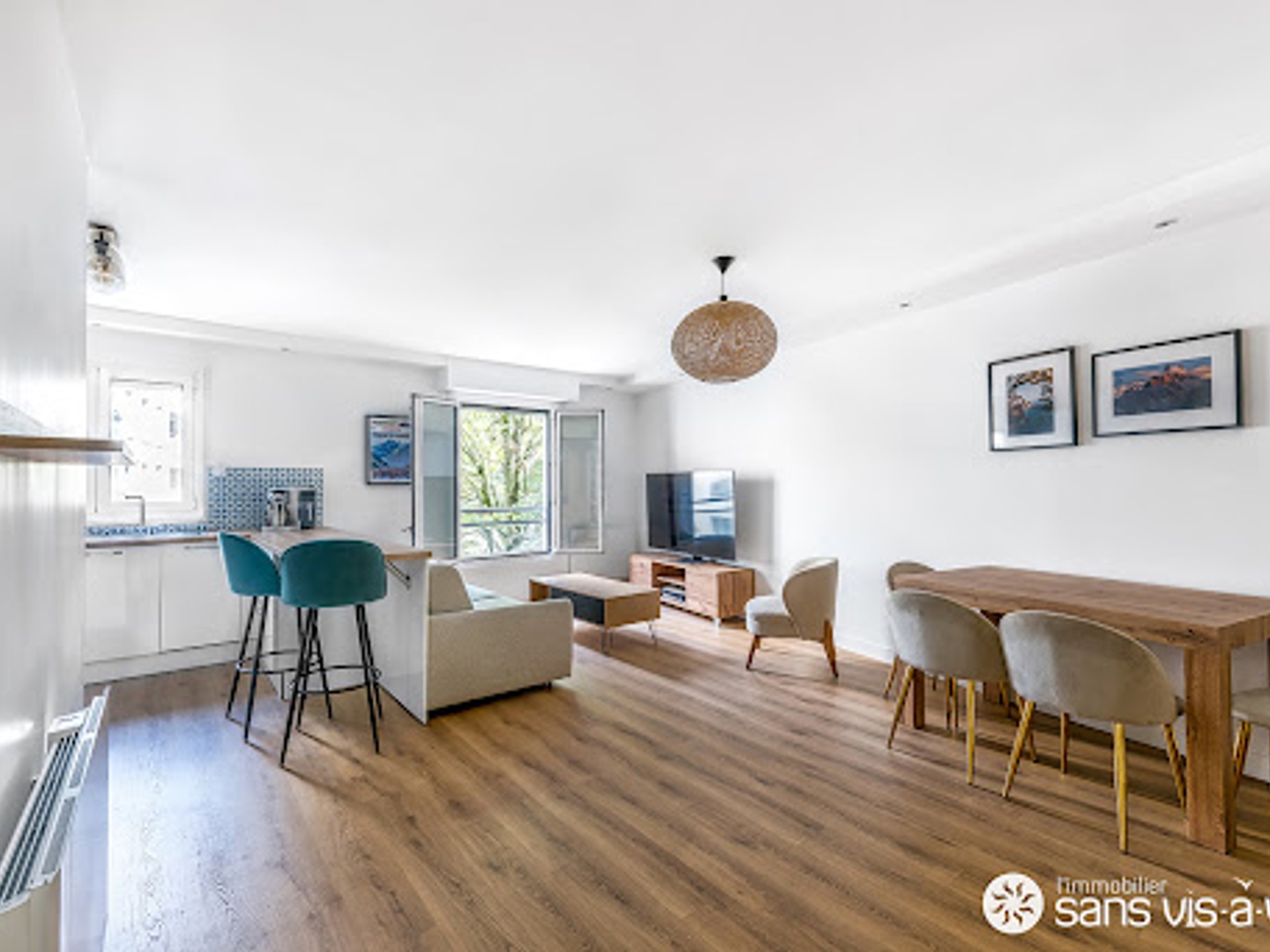 Appartement à vendre - 2 pièces - 53m2 - Paris 20e (75020)