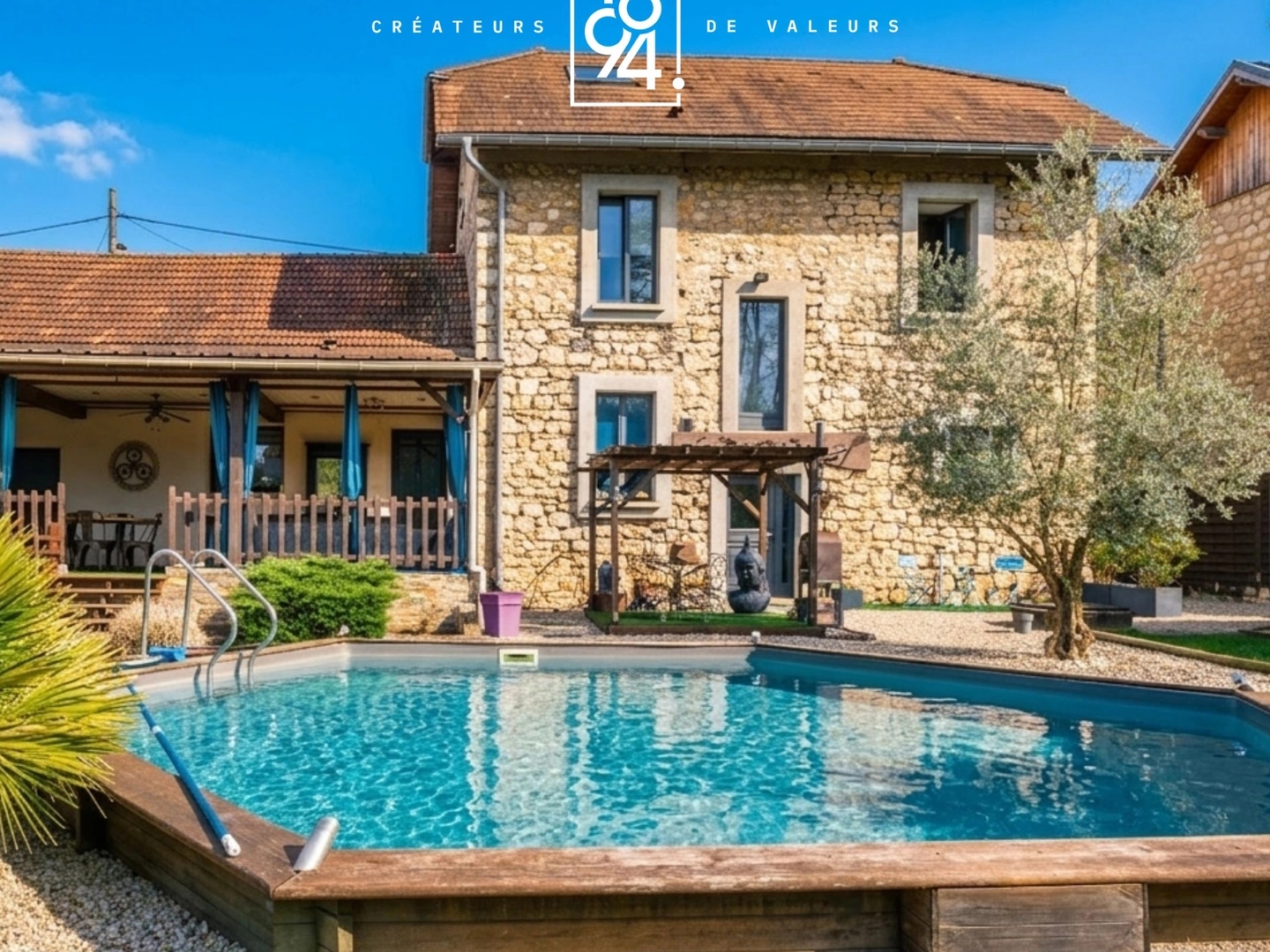 Maison à vendre - 6 pièces - 220m2 - La Bridoire (73520)