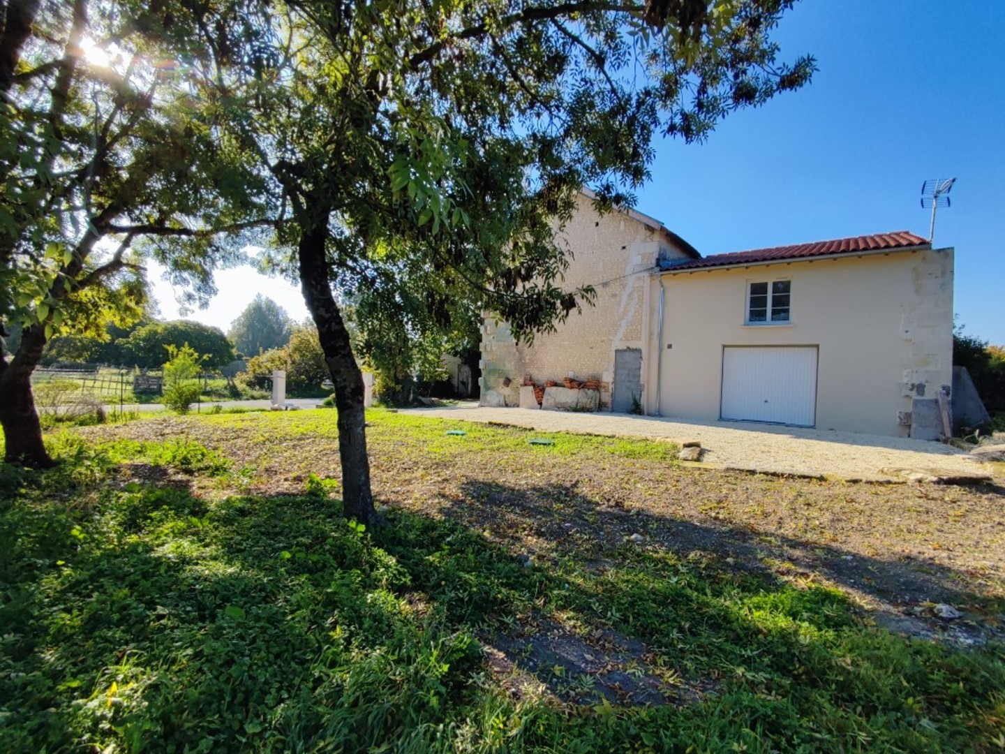Maison à vendre - 5 pièces - 153m2 - La Jard (17460)