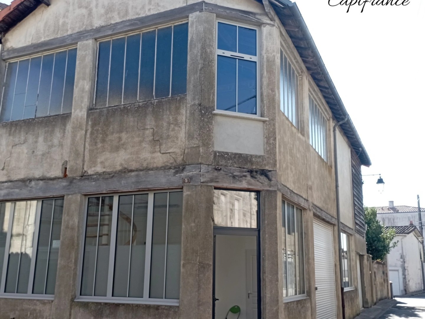 Commerce 3 pièces 96 m²