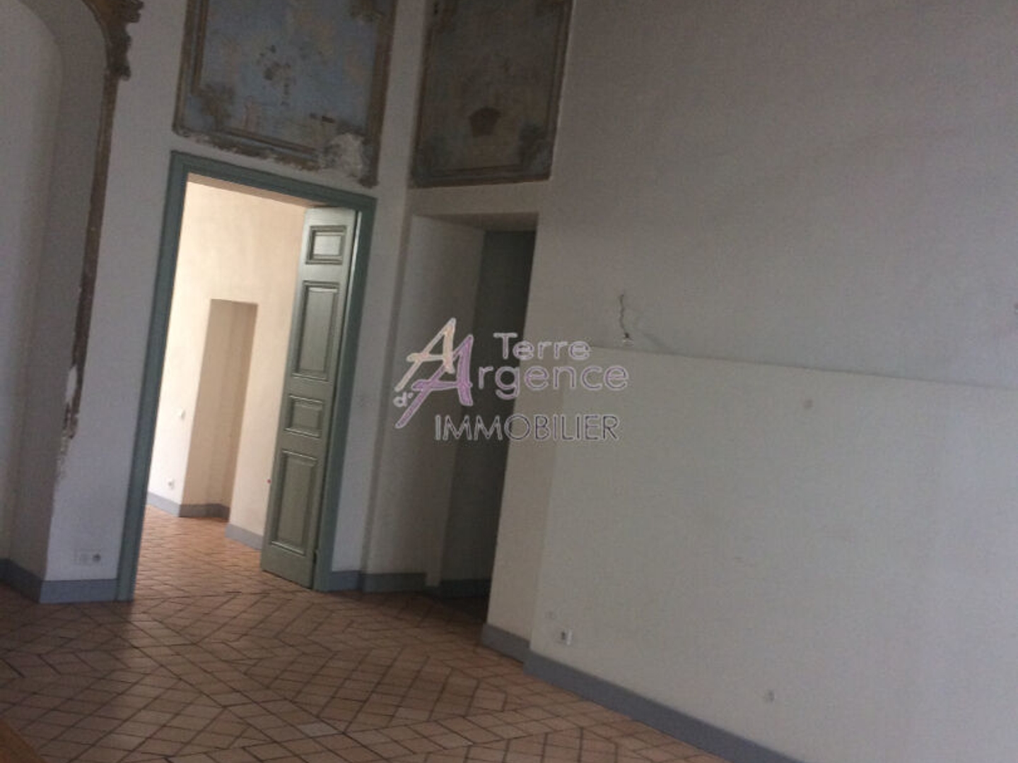 Appartement à vendre - 3 pièces - 88m2 - Beaucaire (30300)