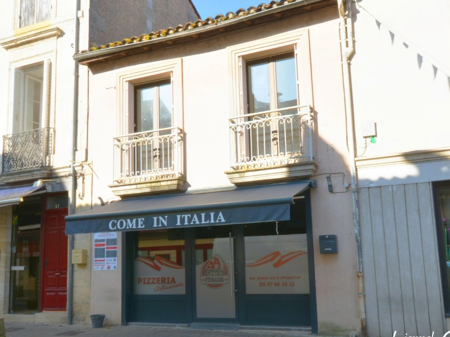 Local commercial 3 pièces 57 m²