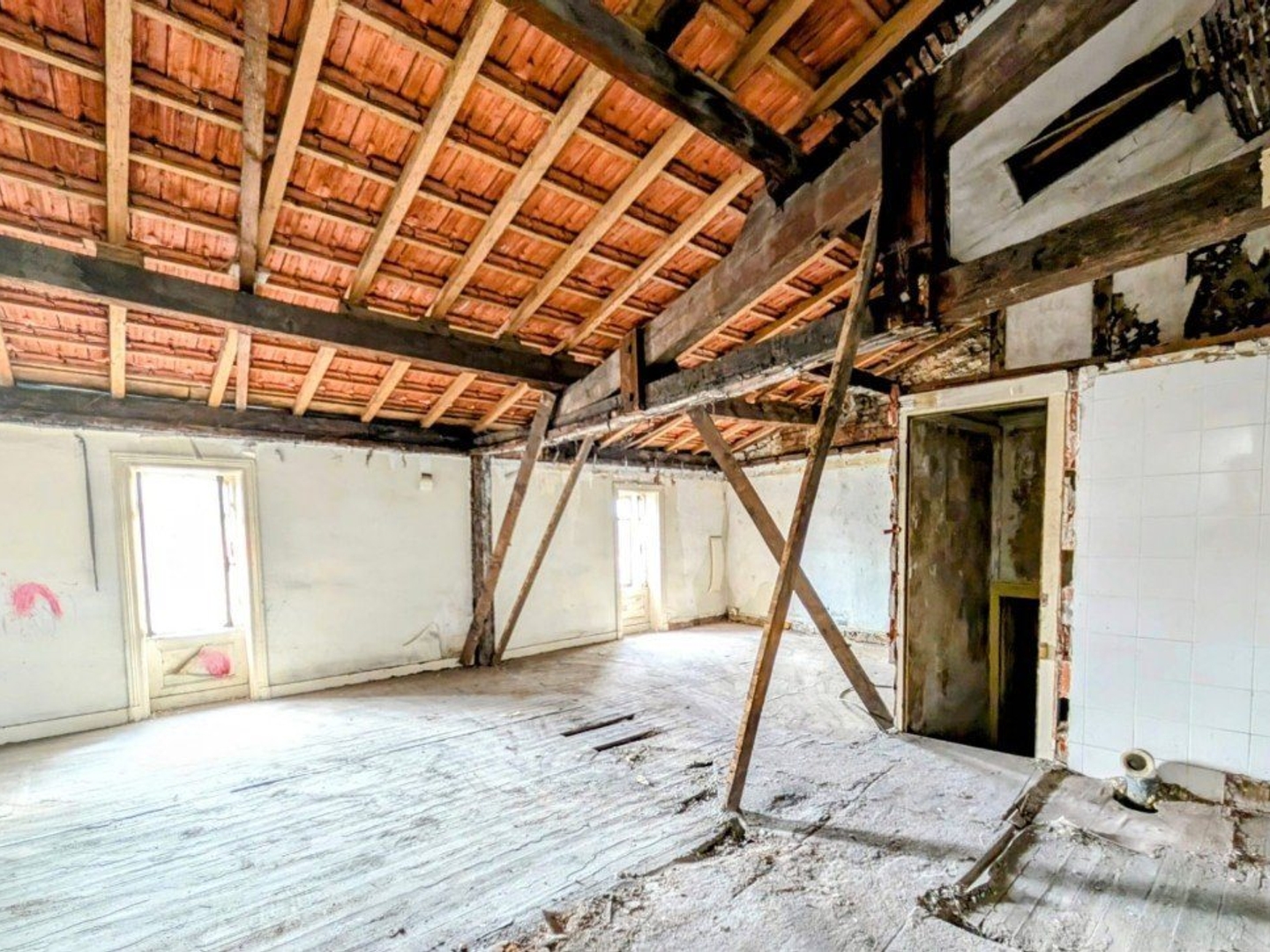 Maison à vendre - 2 pièces - 110m2 - Périgueux (24000)