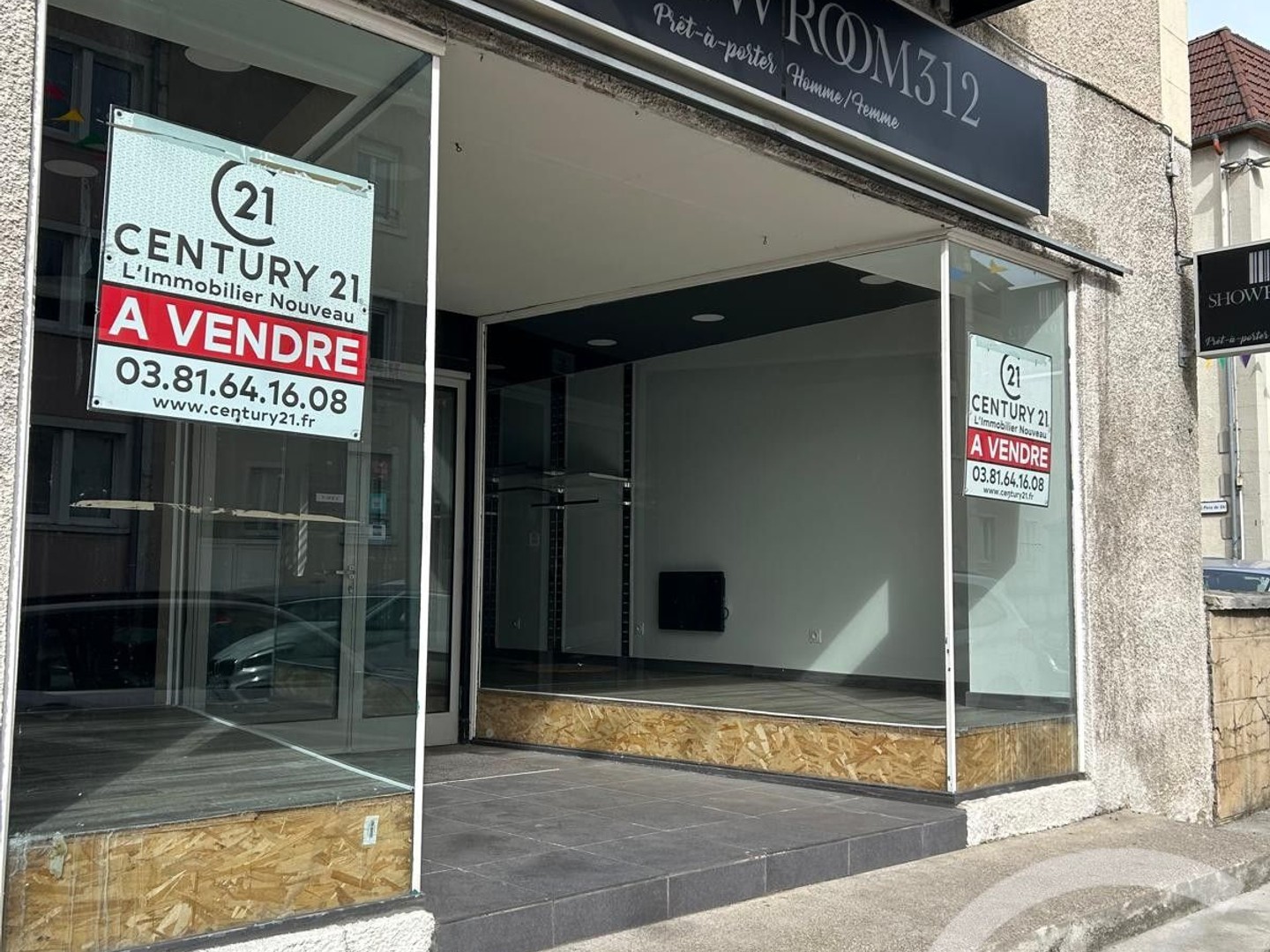 Local 3 pièces 99 m²