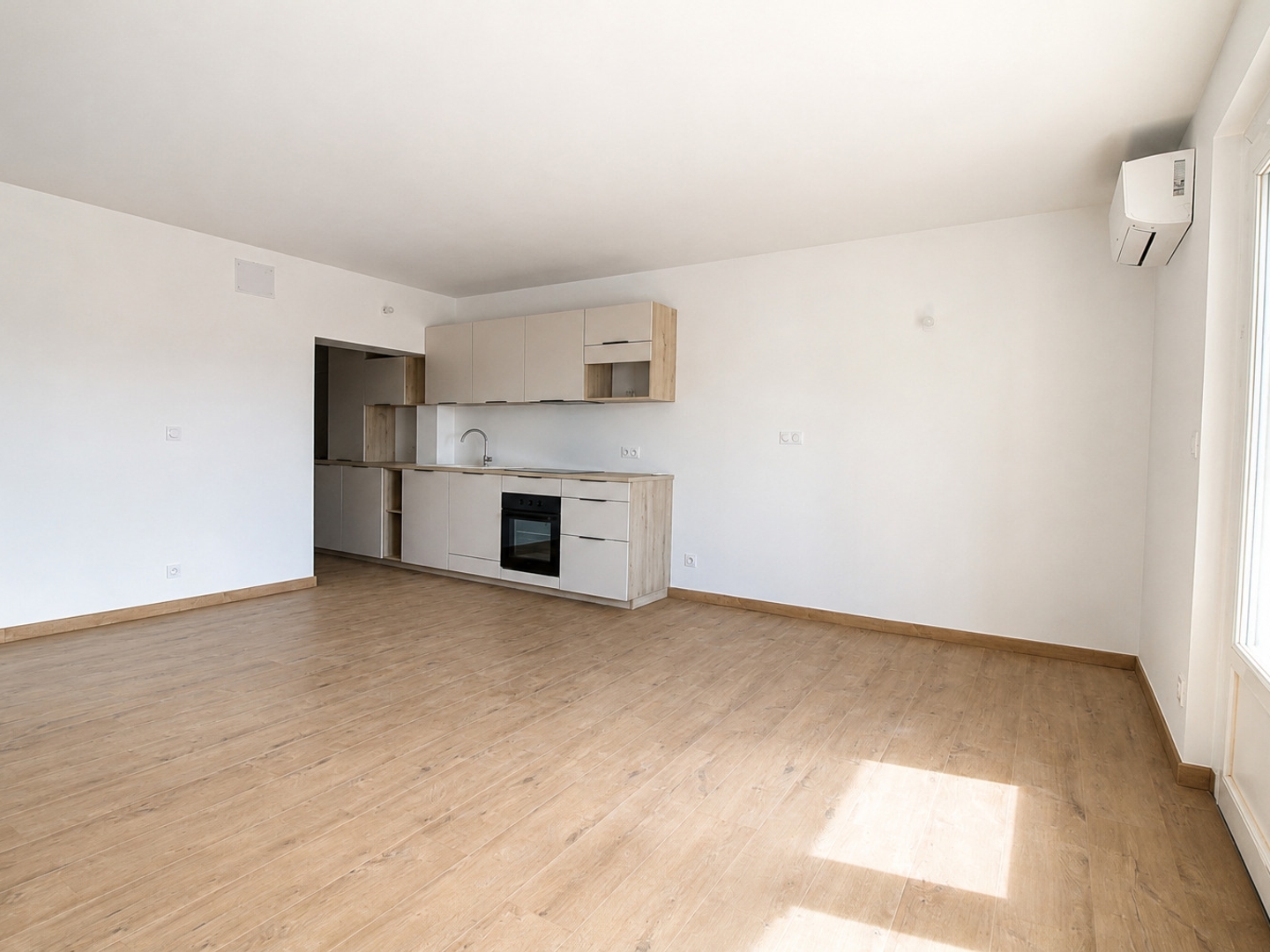 Immeuble à vendre - 6 pièces - 128m2 - Royan (17200)