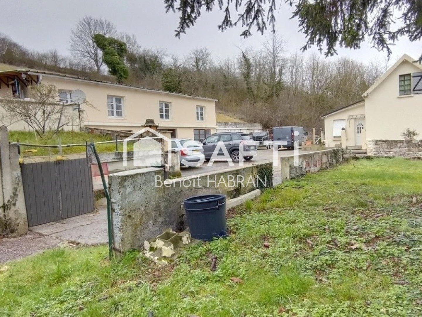 Ensemble immobilier,7 pièces,4 chambres, 2035m2 de jardin