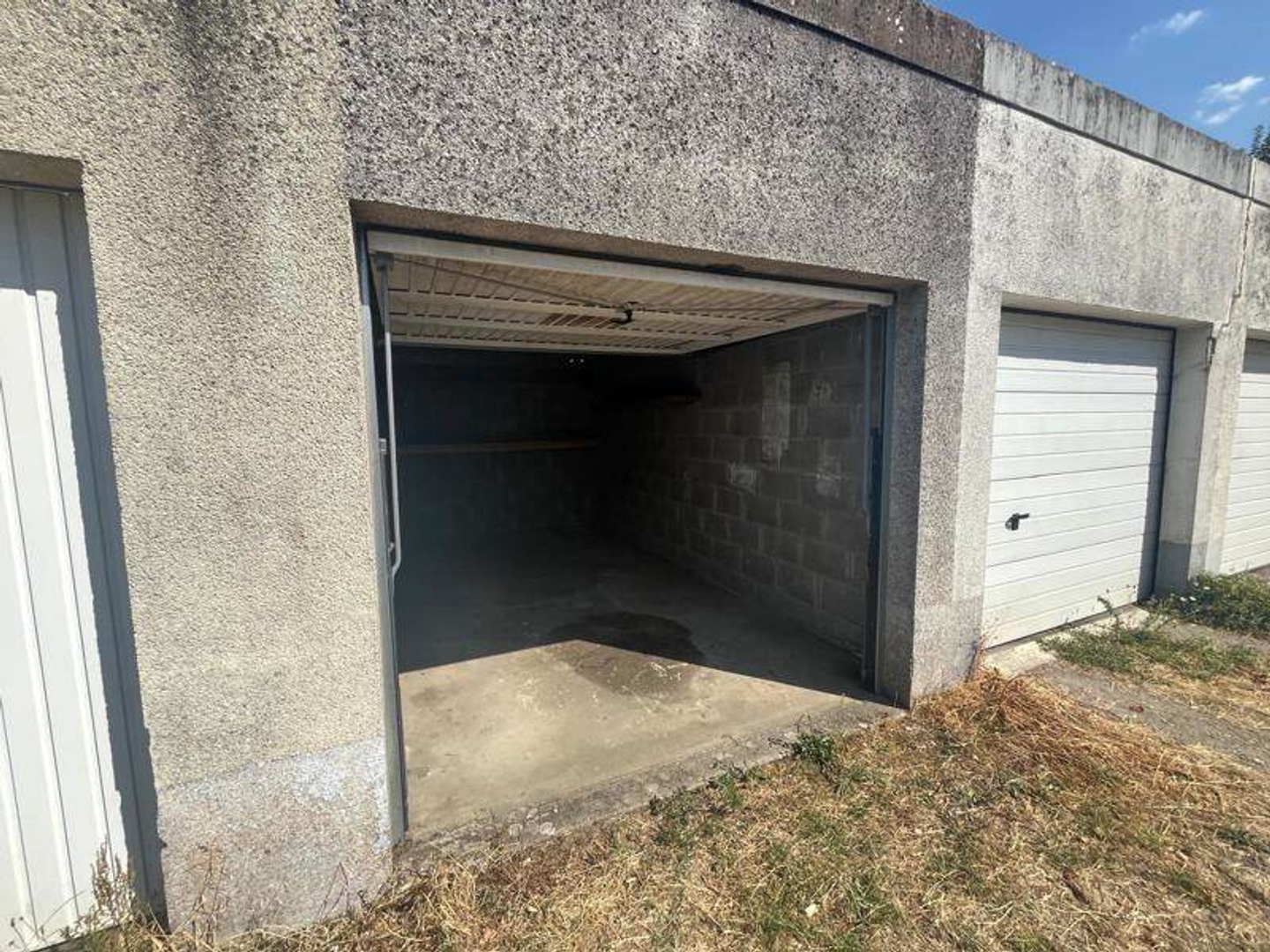 Parking 14 m²