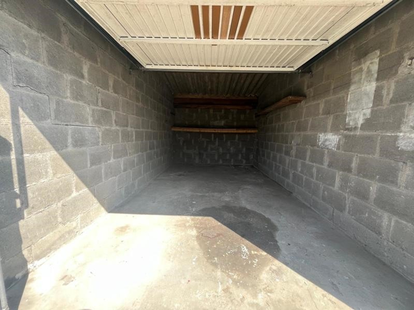 Parking / garage / box à vendre - 14m2 - Saint-Pierre-Des-... (37700)