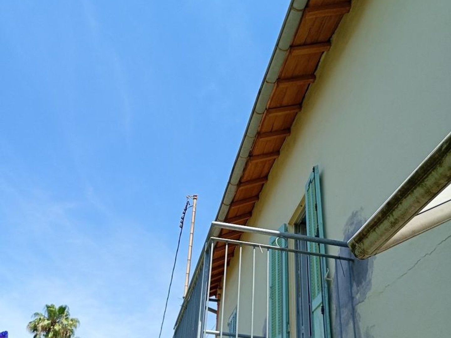 GOLFE JUAN - PROCHE PLAGES - 2 PIECES 40m²