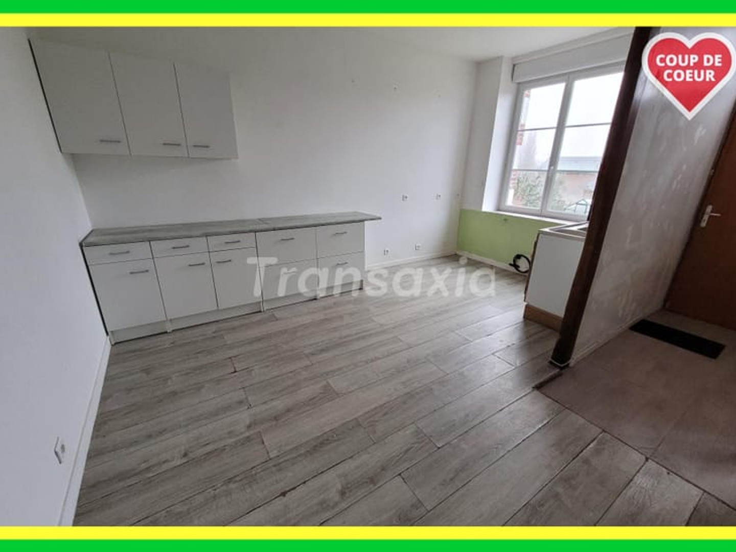 Immeuble à vendre - 6 pièces - 130m2 - Mehun-Sur-Yèvre (18500)