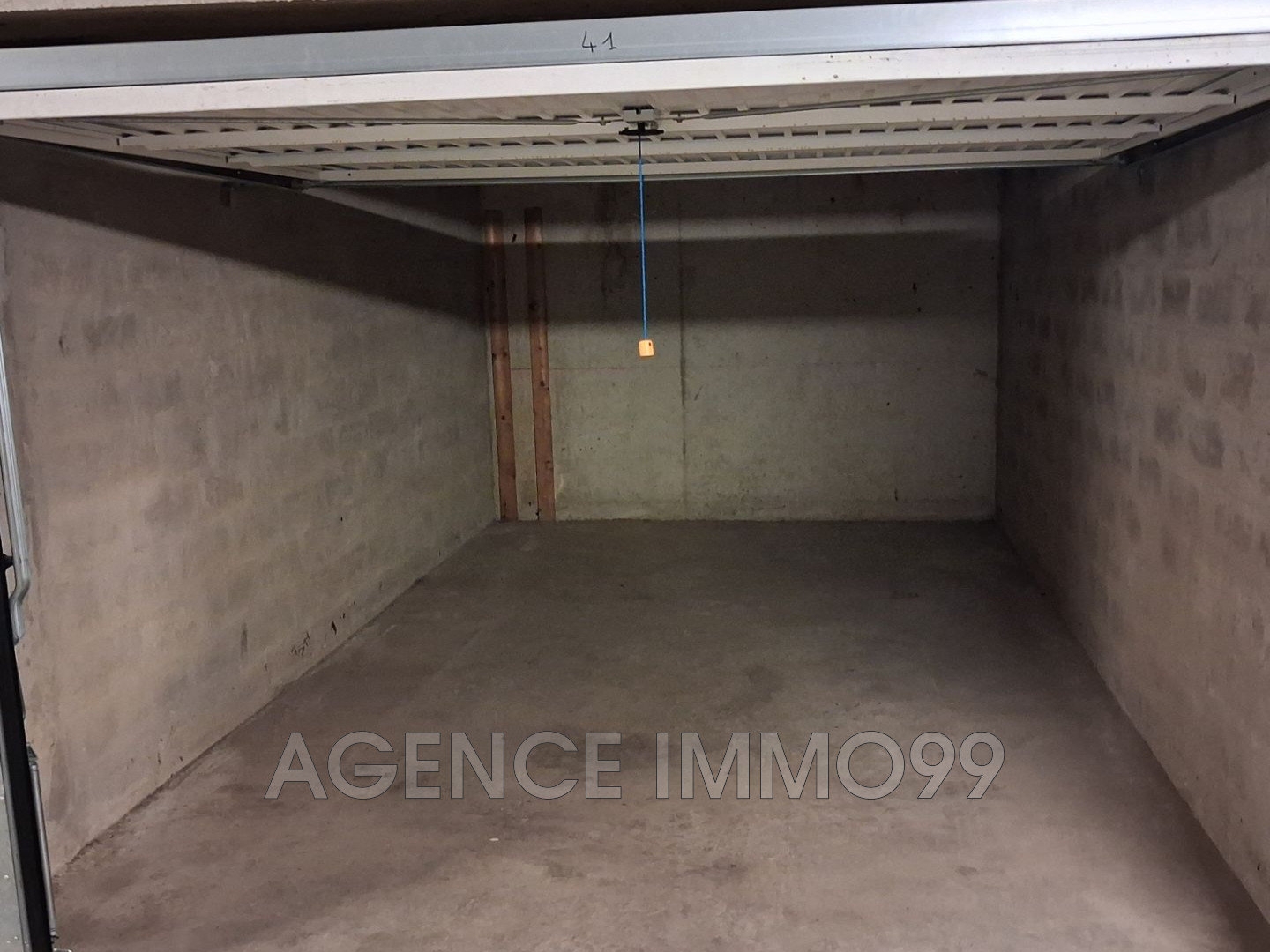 Parking / garage / box à vendre - 15m2 - Cannes (06400)