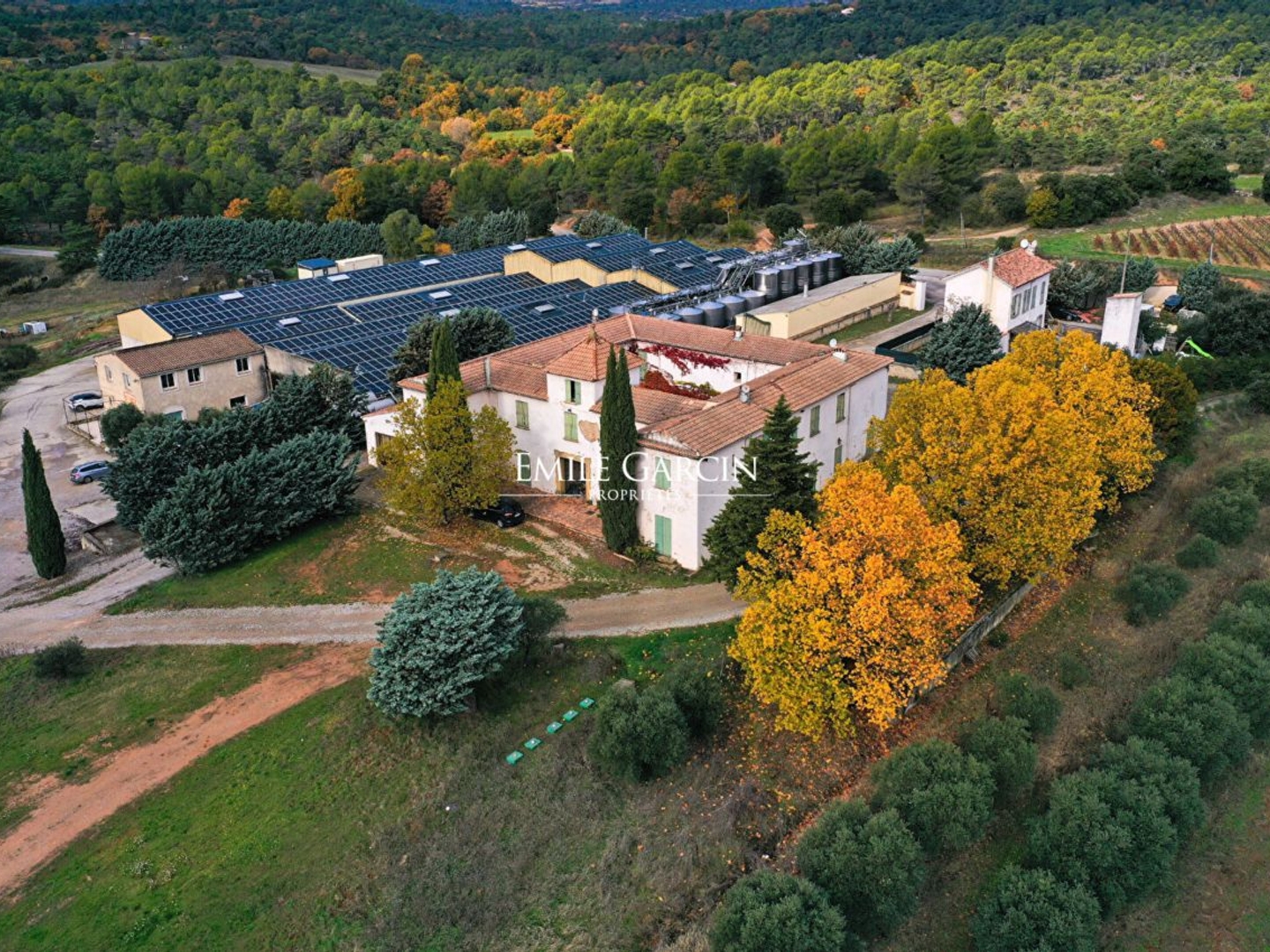 Maison à vendre - 27 pièces - 340m2 - Manosque (04100)