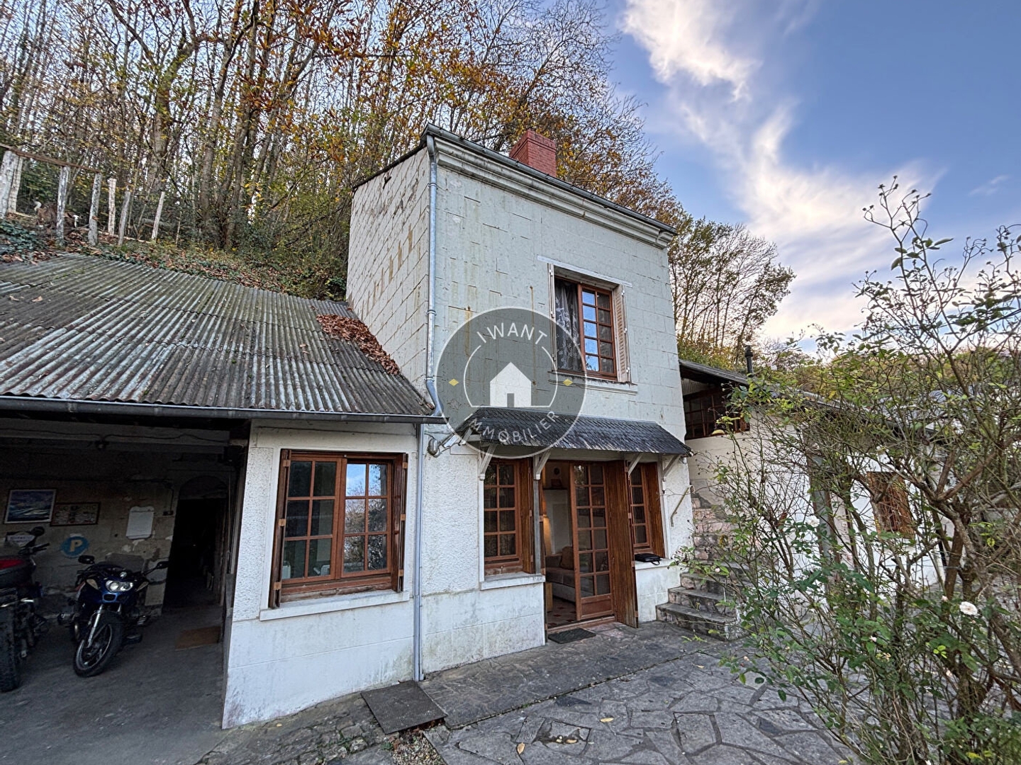 Maison en coteau atypique 1 chambre avec jardin