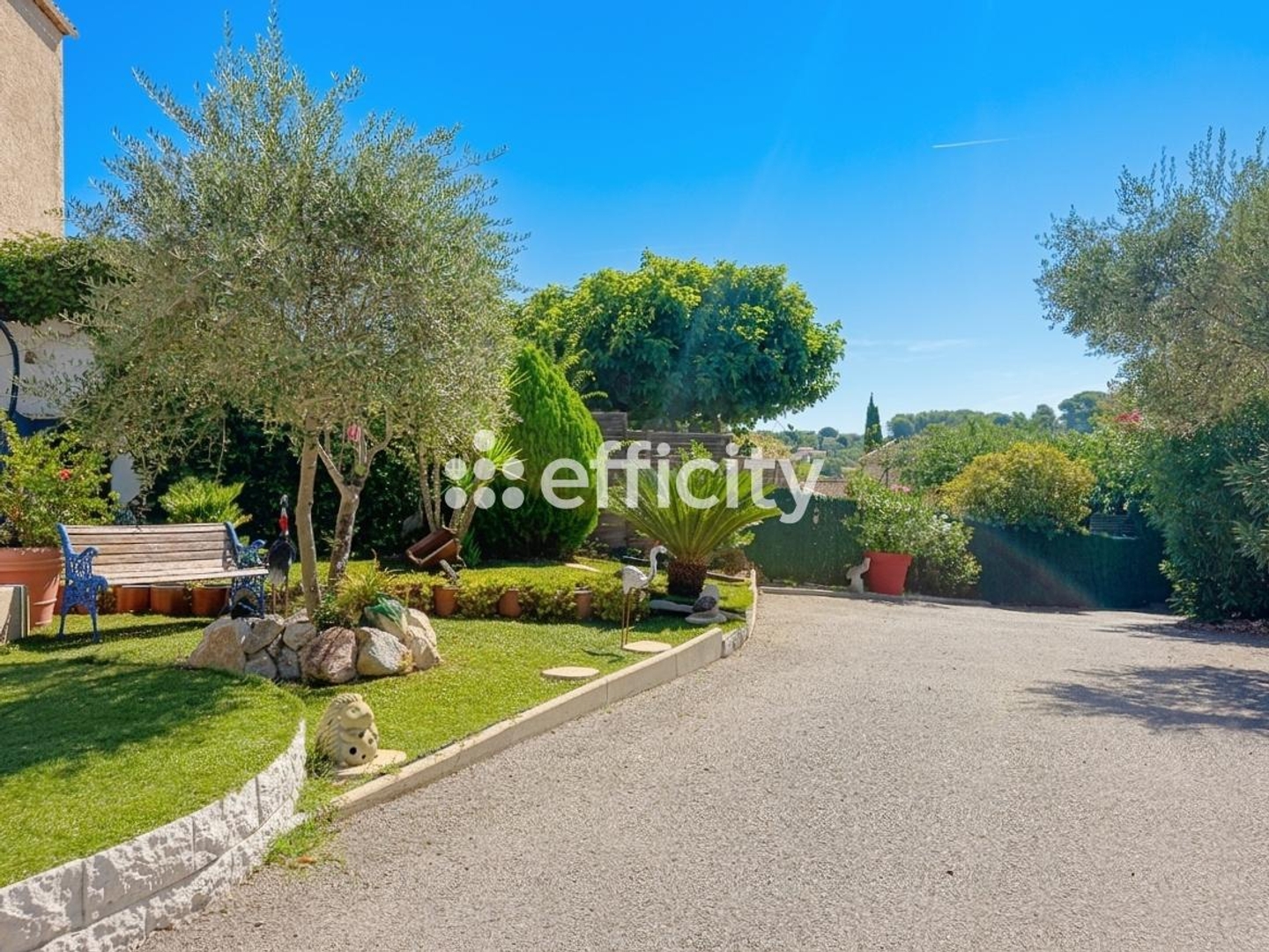 Maison à vendre - 10 pièces - 220m2 - Marseille 11e (13011)