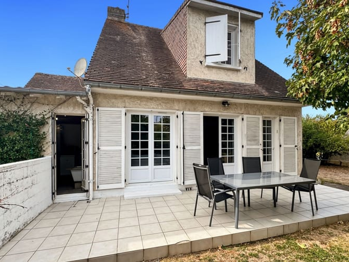 Maison à vendre - 3 pièces - 88m2 - Neuvic (24190)