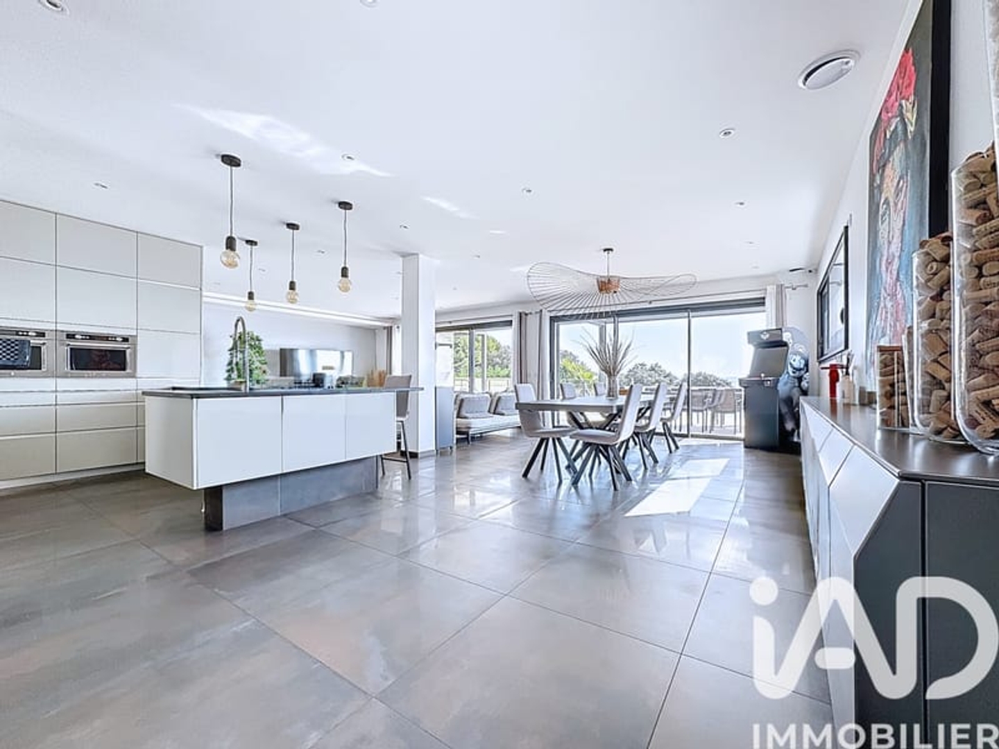 Maison à vendre - 7 pièces - 300m2 - Istres (13800)