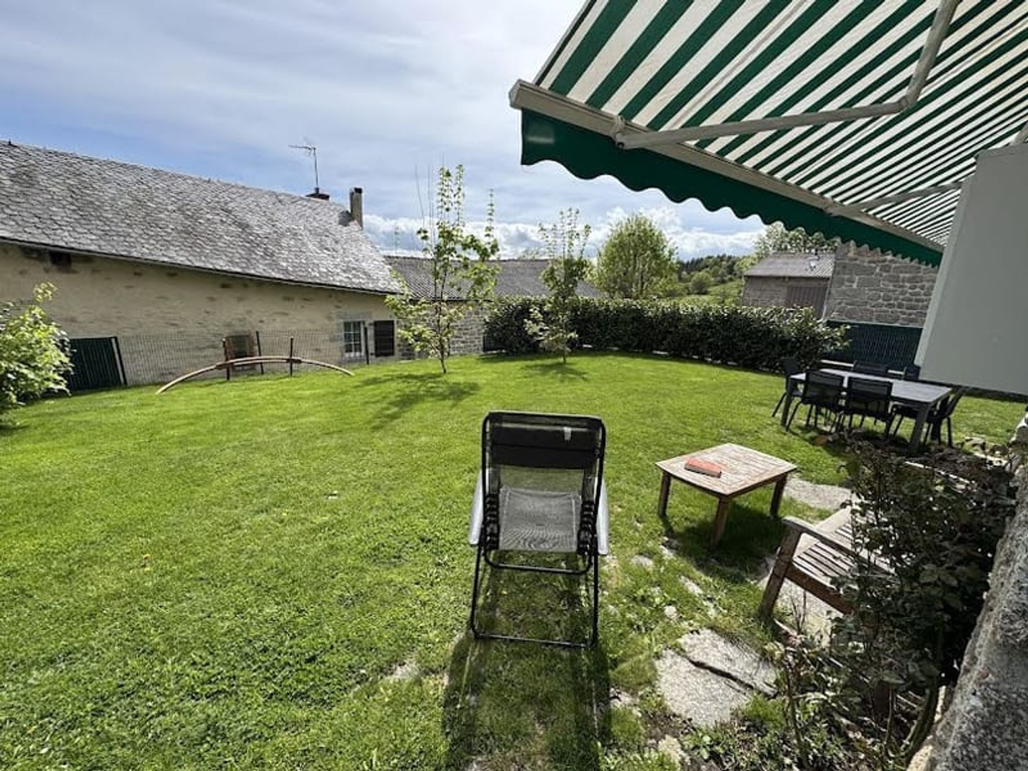 Maison à vendre - 5 pièces - 145m2 - Saint-Privat-Du-Fau (48140)