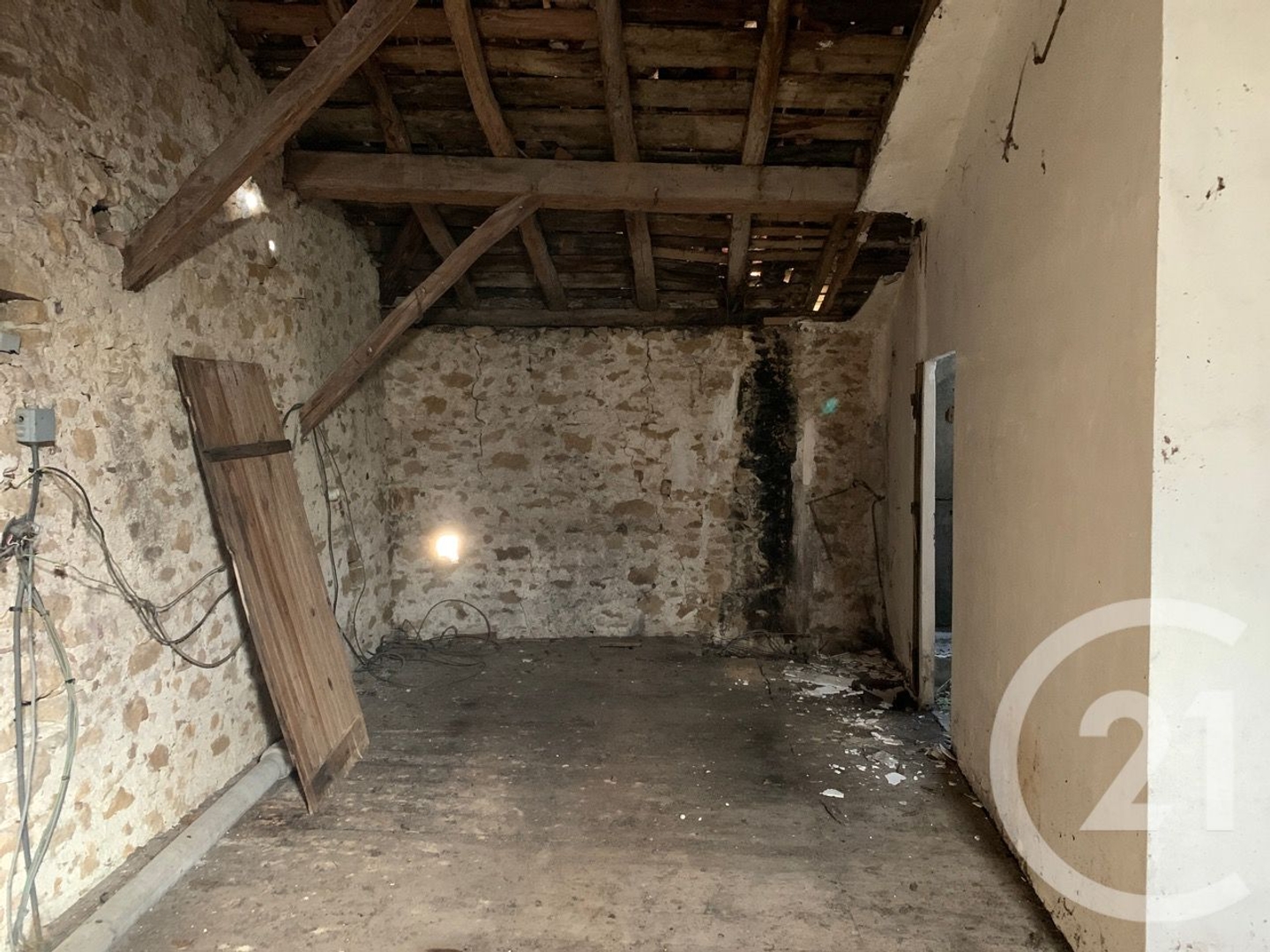 Maison à vendre - 2 pièces - 200m2 - Sainte-Croix-Volv... (09230)