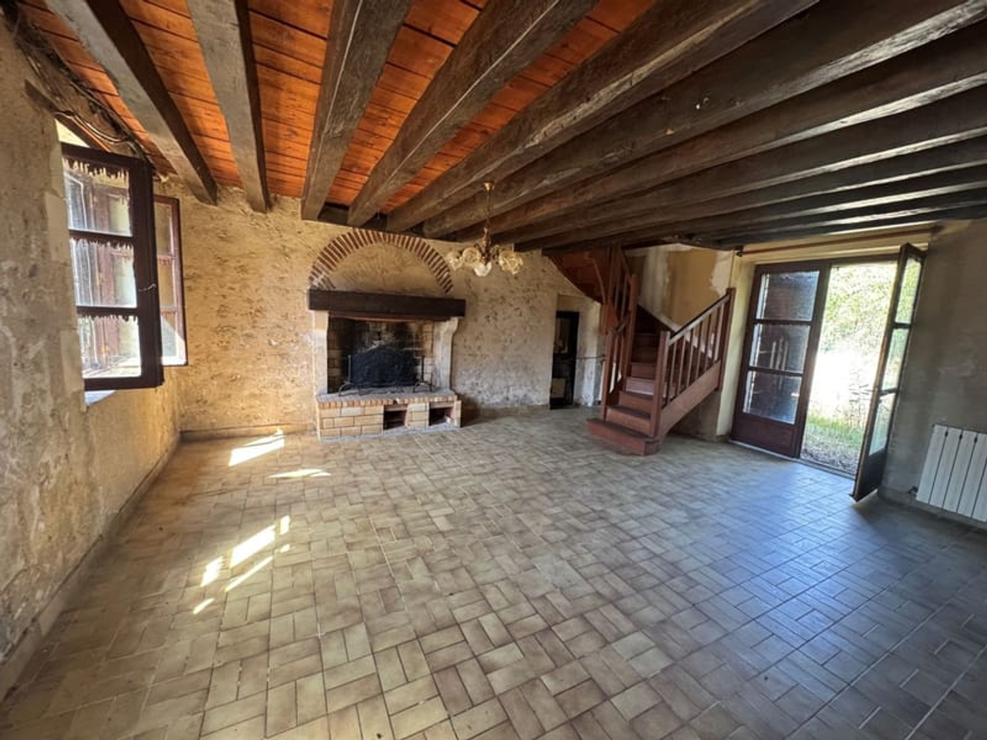 Maison à vendre - 4 pièces - 107m2 - Coulonges (86290)
