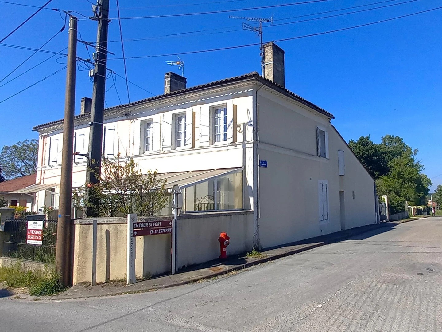 Maison à vendre - 6 pièces - 130m2 - Saint-Estèphe (33180)