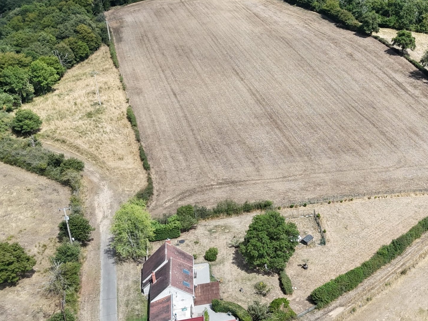 Maison de campagne sur près de 5 ha