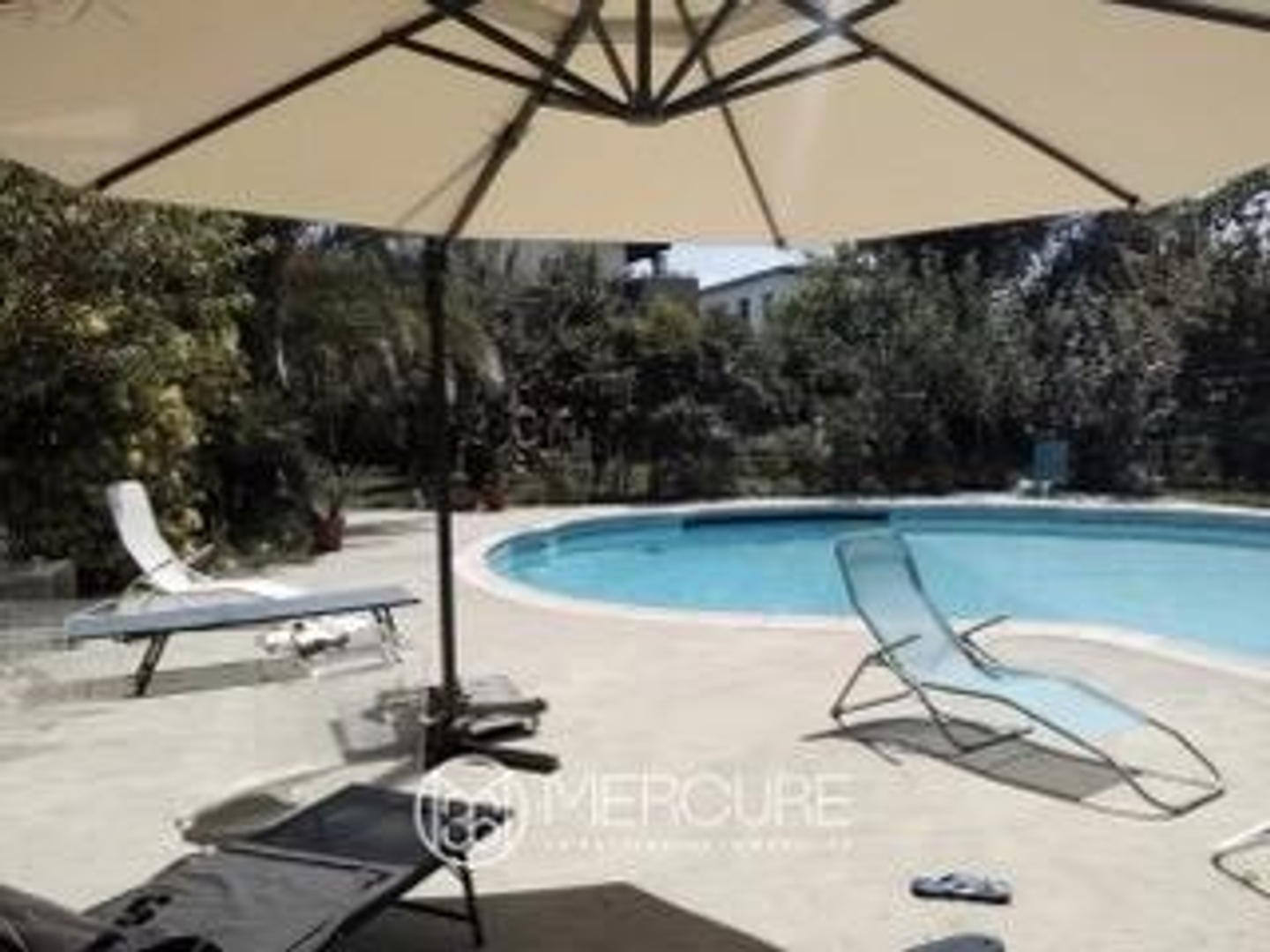 Maison à vendre - 8 pièces - 209m2 - Mérignac (33700)
