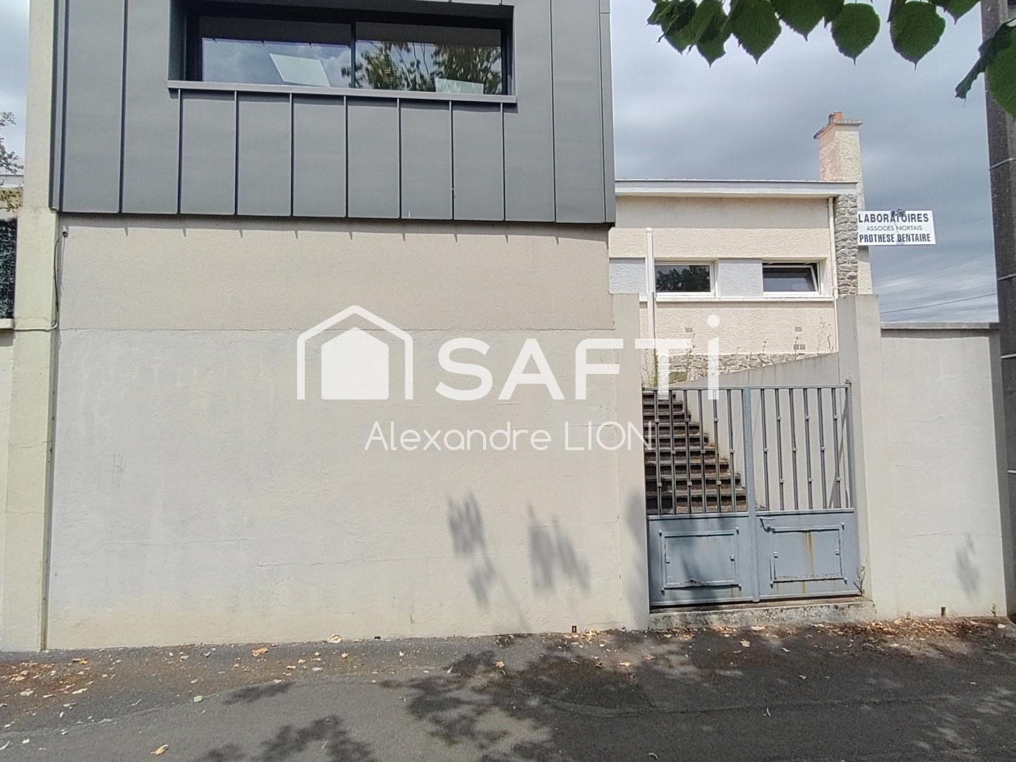 Maison à vendre - 2 pièces - 189m2 - Niort (79000)