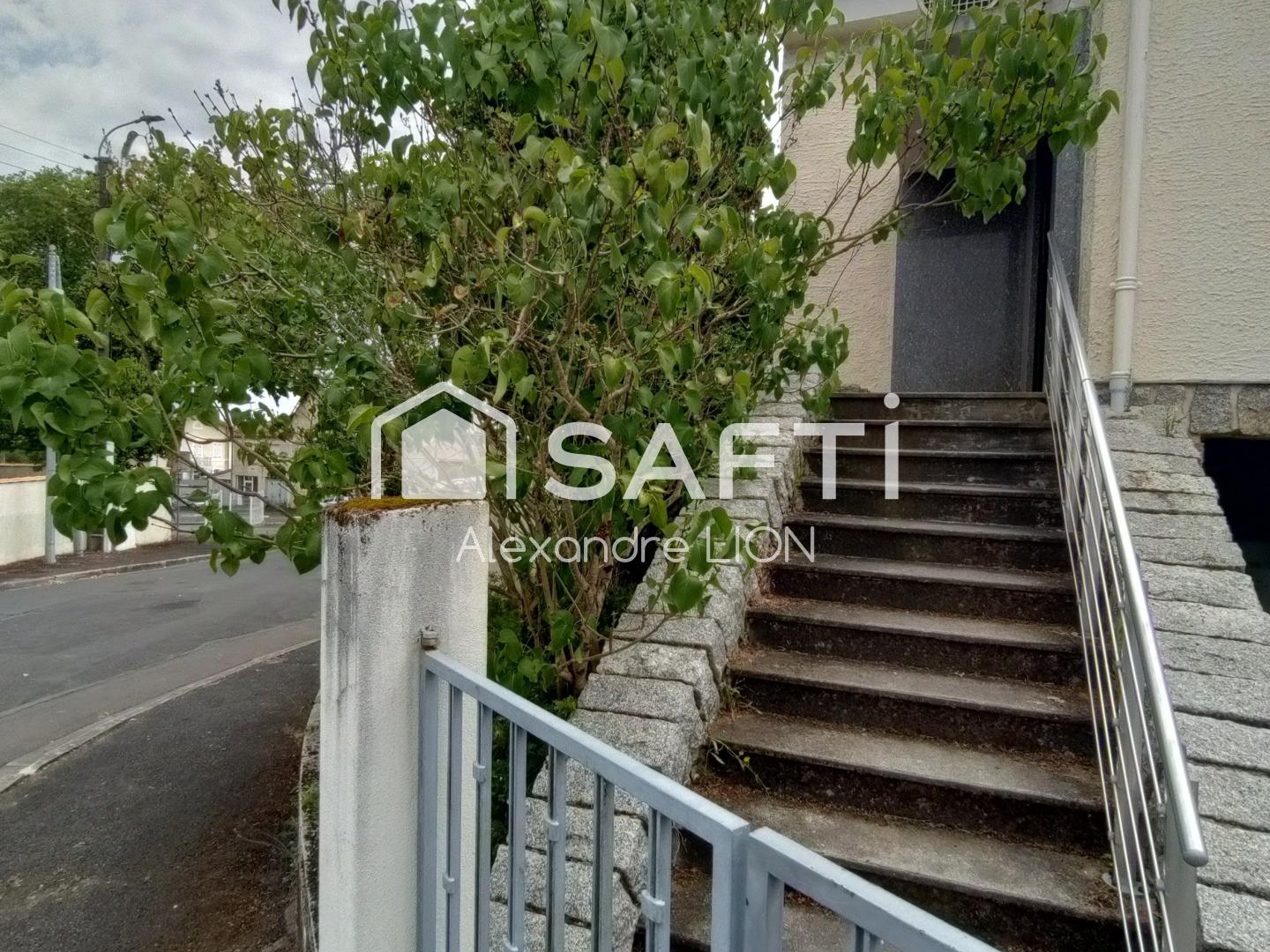 Maison à vendre - 2 pièces - 189m2 - Niort (79000)