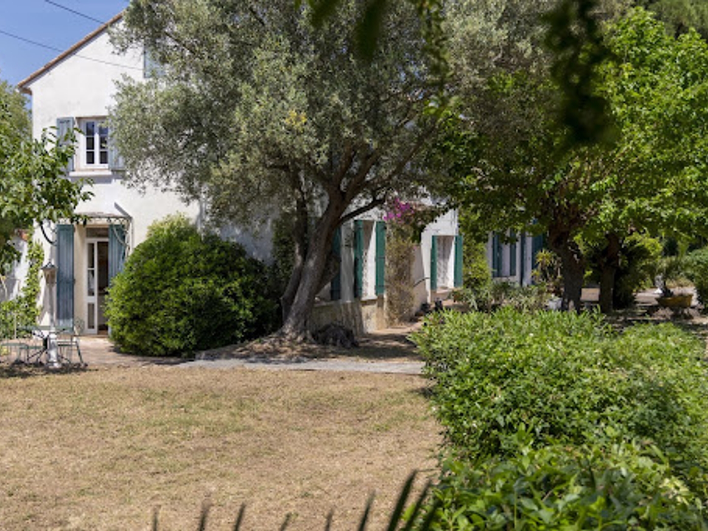 Maison à vendre - 3945m2 - Le Pradet (83220)