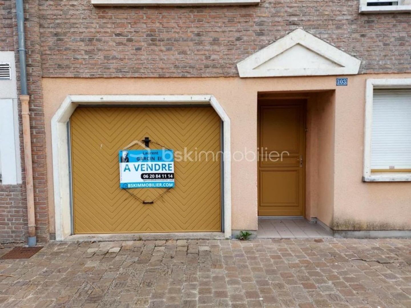 Garage individuel fermé avec électricité !