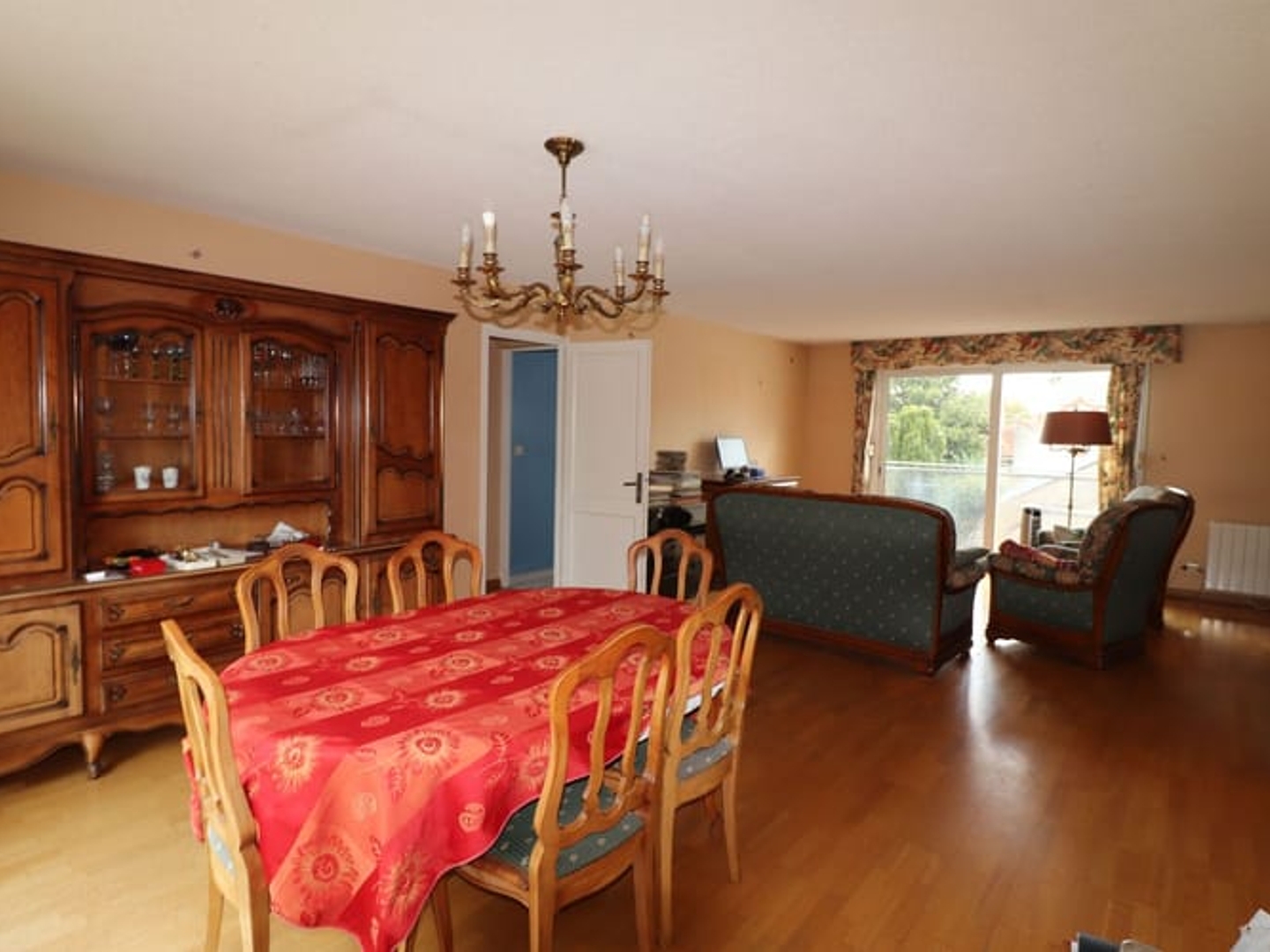 Appartement à vendre - 4 pièces - 116m2 - Cosne-Cours-Sur-L... (58200)