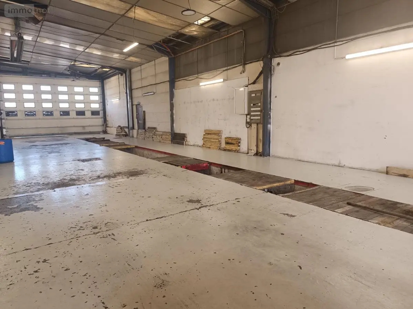 Locaux à vendre - 318m2 - Bully-Les-Mines (62160)