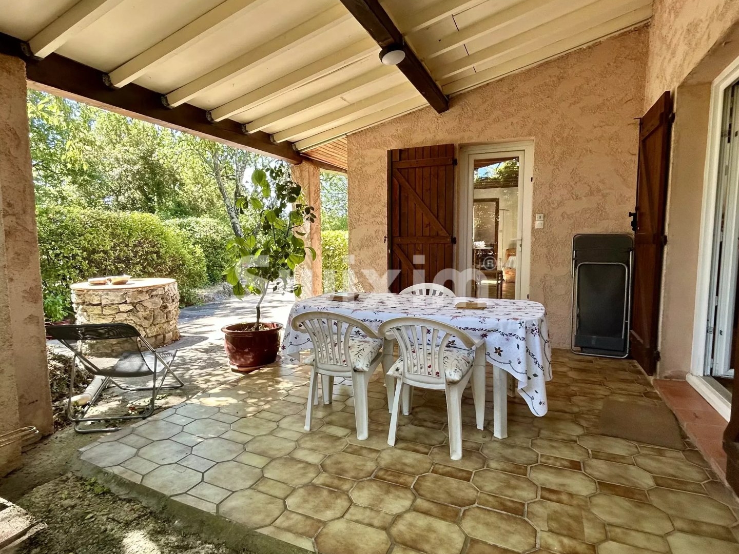 JOLIE VILLA DE PLAIN PIED AVEC GARAGE