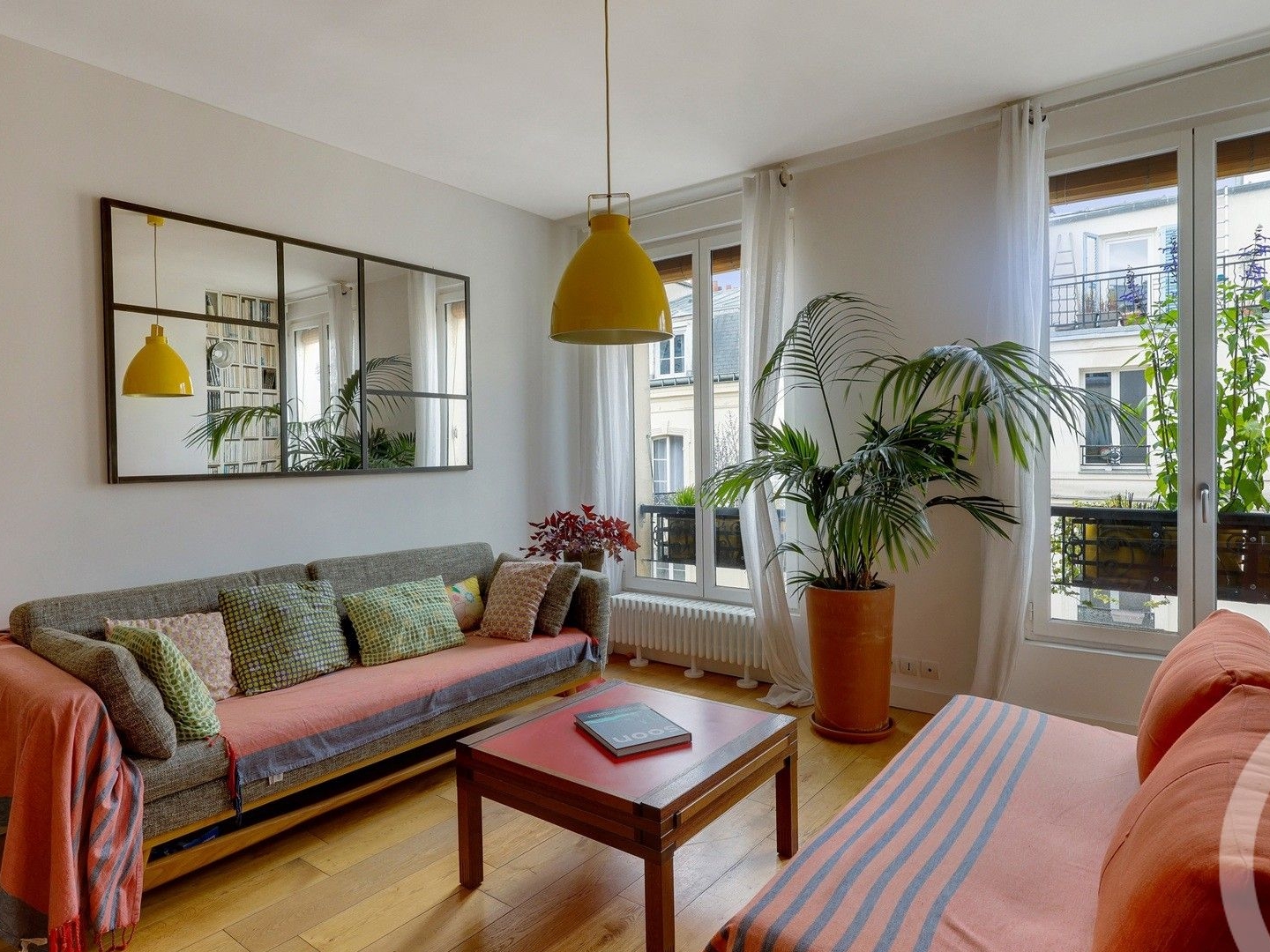 Appartement à vendre - 2 pièces - 47m2 - Paris 20e (75020)