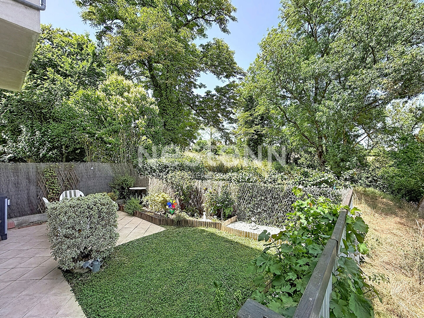 A vendre Agréable appartement T3 avec jardin privatif avec place parking