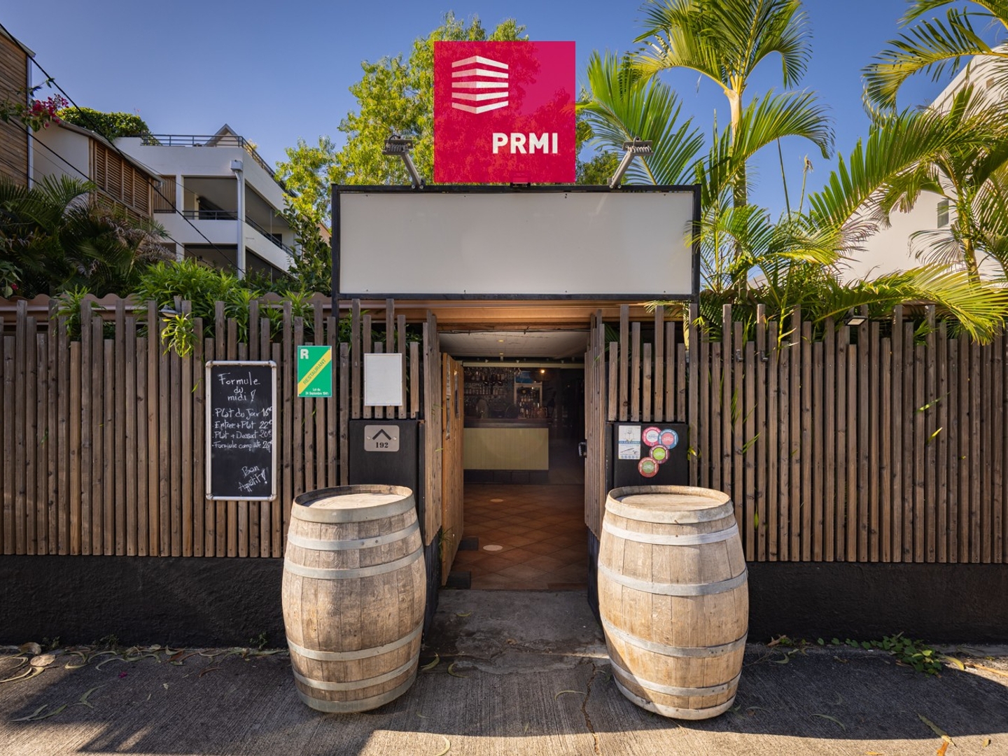 Magasin à vendre - 110m2 - Saint-Paul (97460)