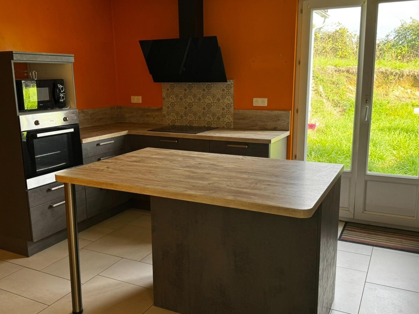 Maison à vendre - 6 pièces - 160m2 - Saint-Léger-Du-Bois (71360)