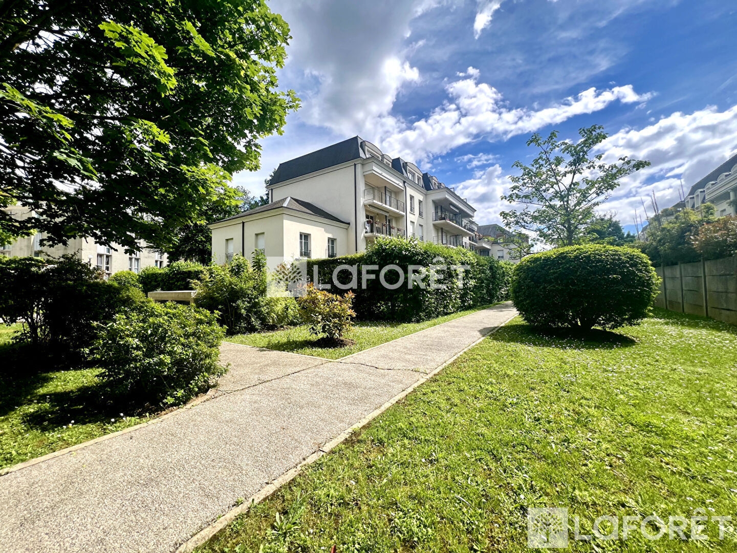 Appartement à vendre - 3 pièces - 64m2 - Le Plessis-Trévise (94420)