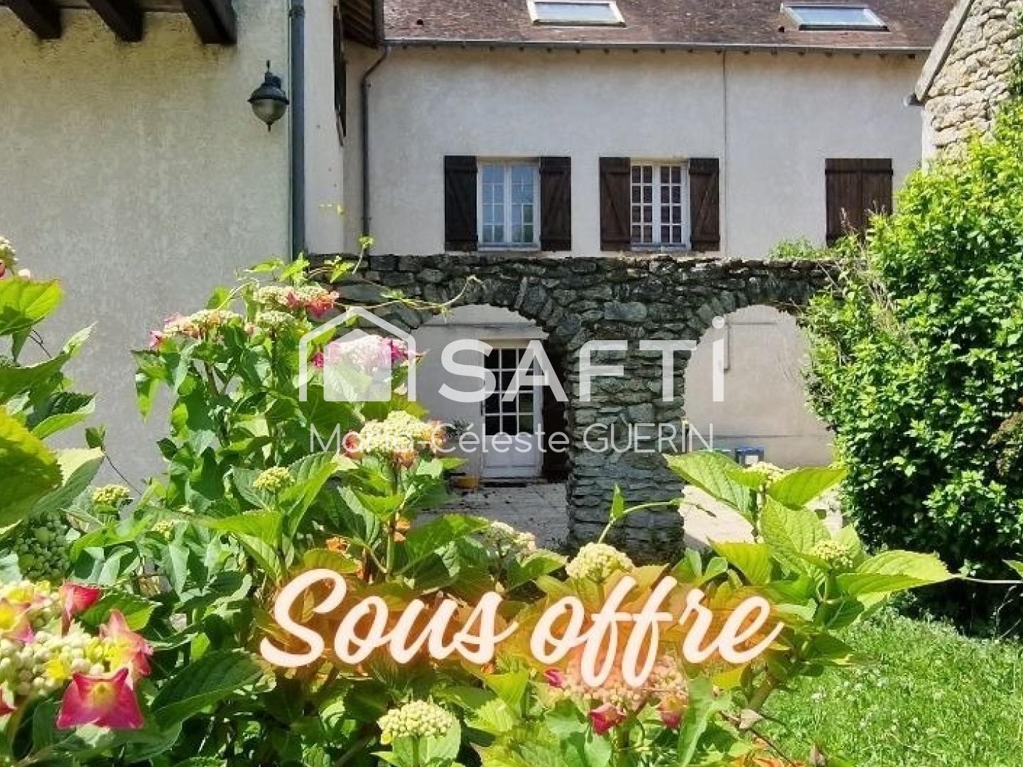 Authenticité et potentiel, une maison à réinventer dans un cadre idéal !