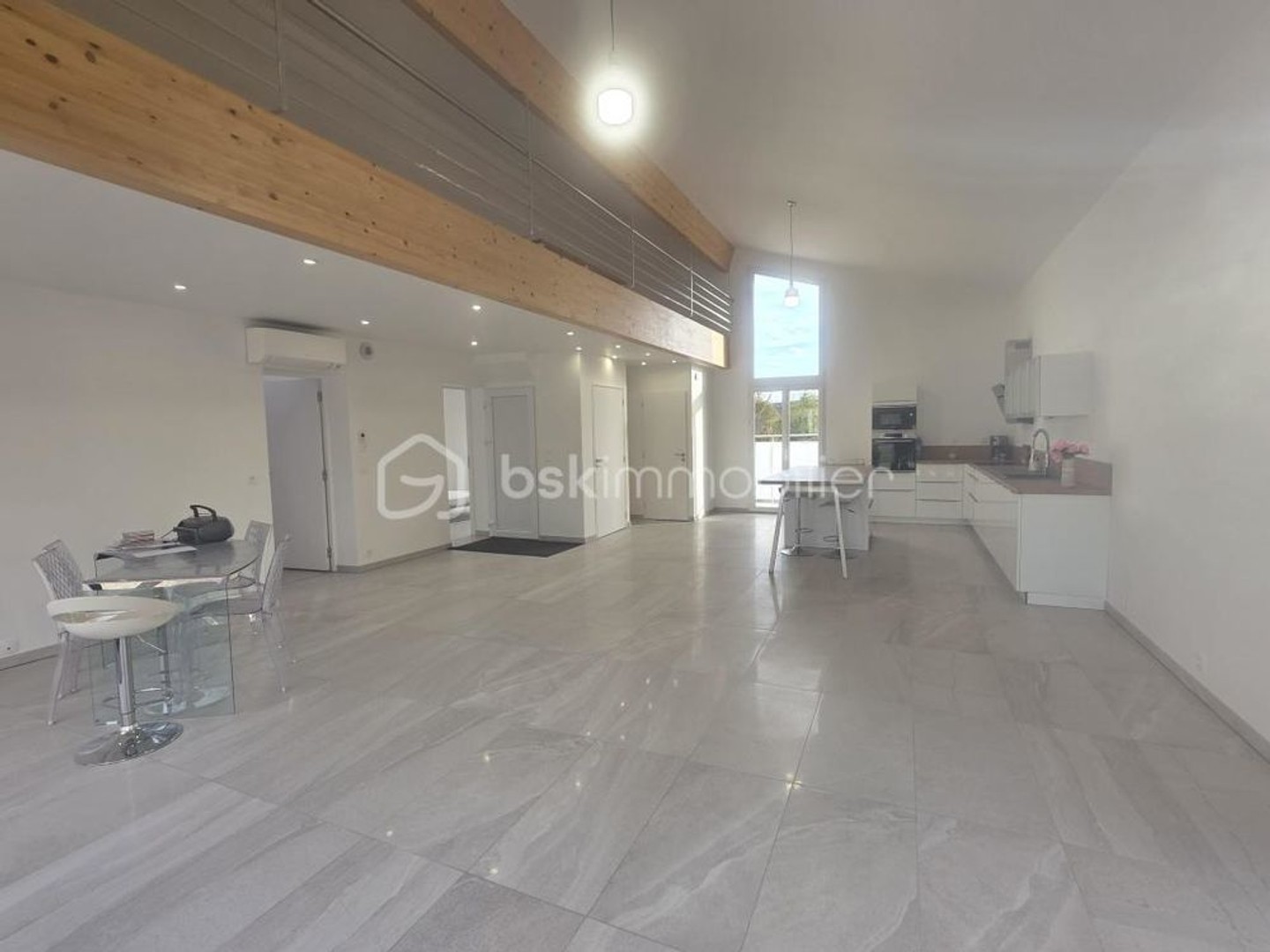 Maison à vendre - 8 pièces - 216m2 - Nailly (89100)