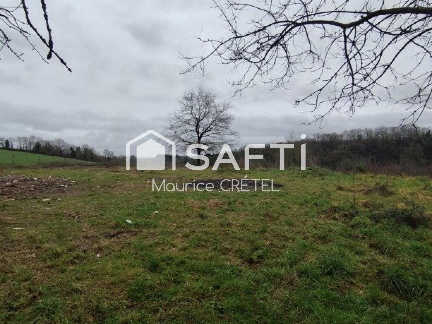 Terrain à vendre - 2250m2 - Chantonnay (85110)