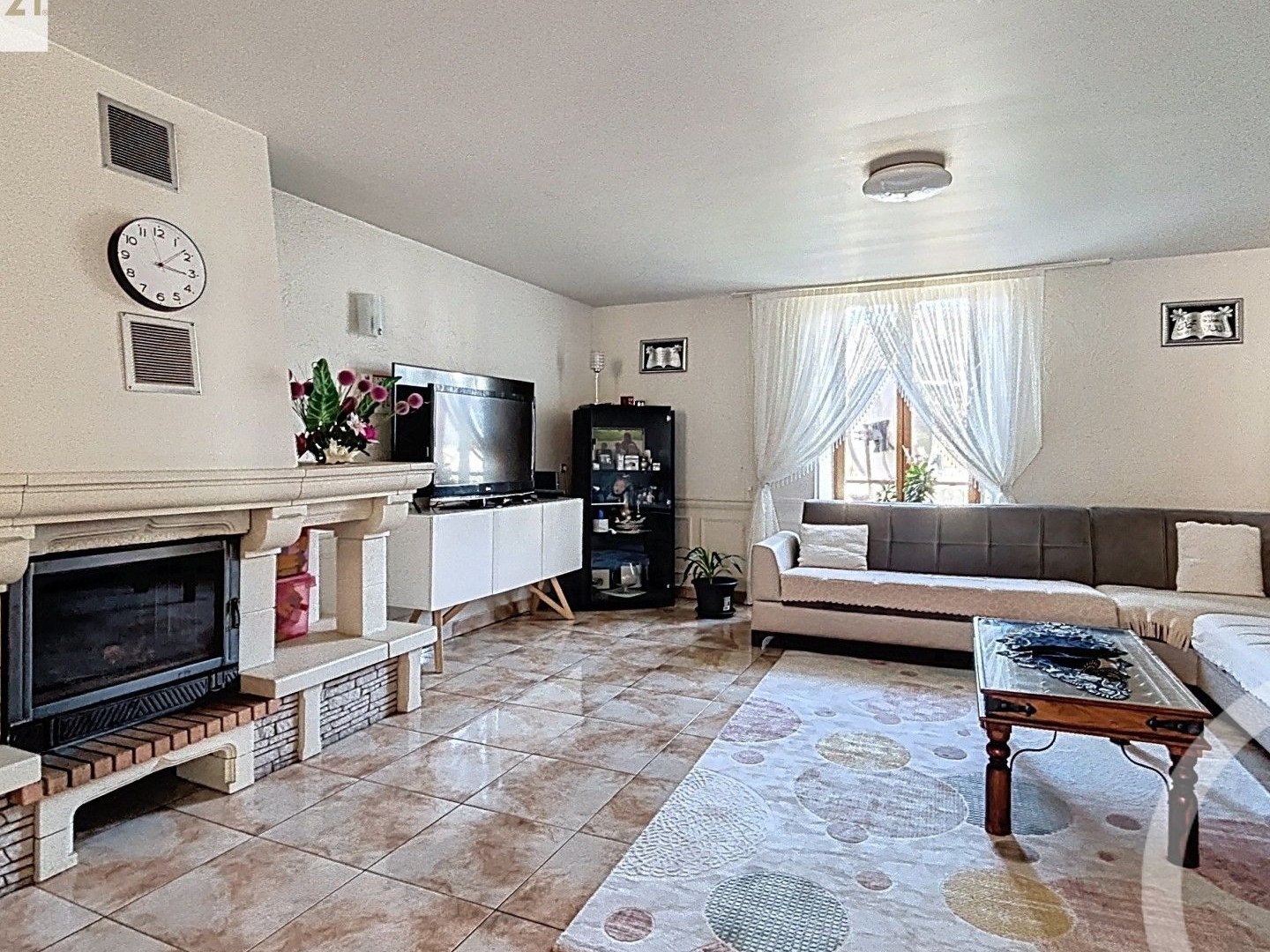 Maison 10 pièces 265 m²