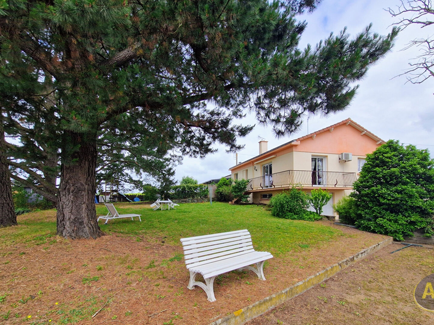 Maison à vendre Gorges | 4 pièces, 126m² avec 2 chambre(s) à 238 000€