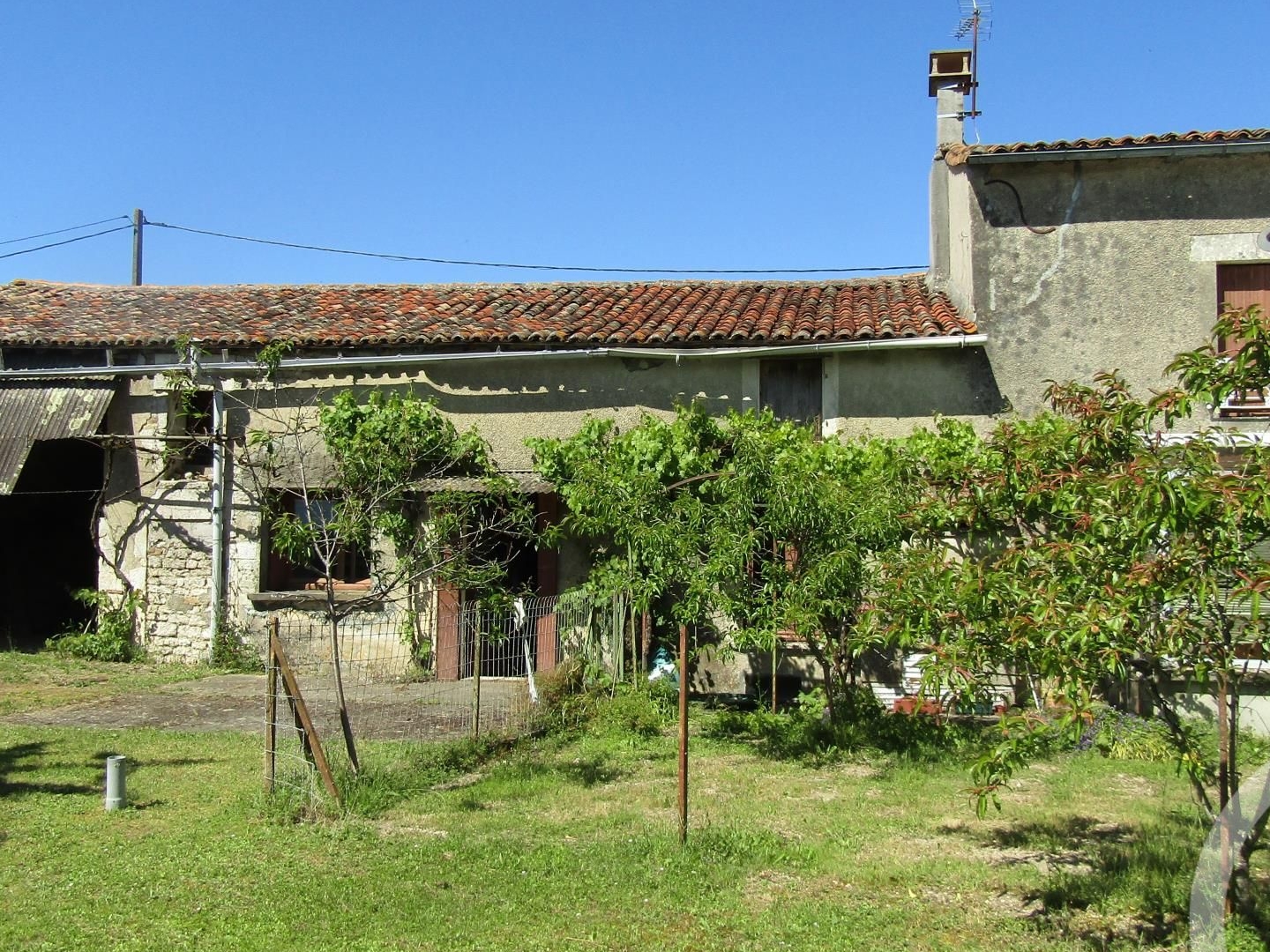 Maison à vendre - 5 pièces - 138m2 - Loubigné (79110)