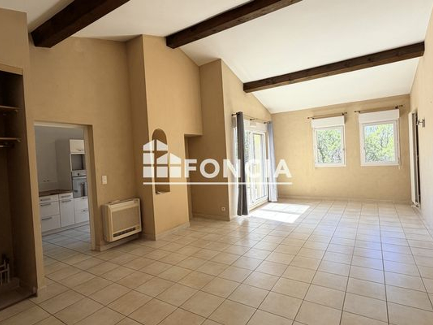 Appartement à vendre - 3 pièces - 82m2 - Nîmes (30000)